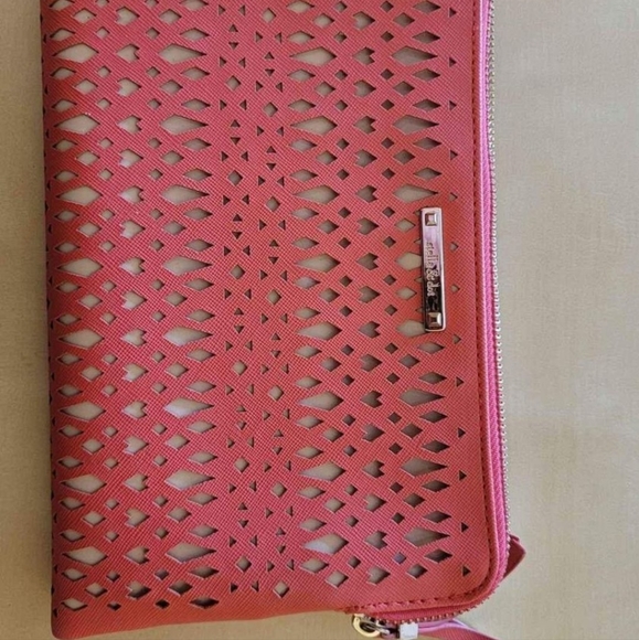 Stella & Dot Coral clutch - Picture 1 of 4